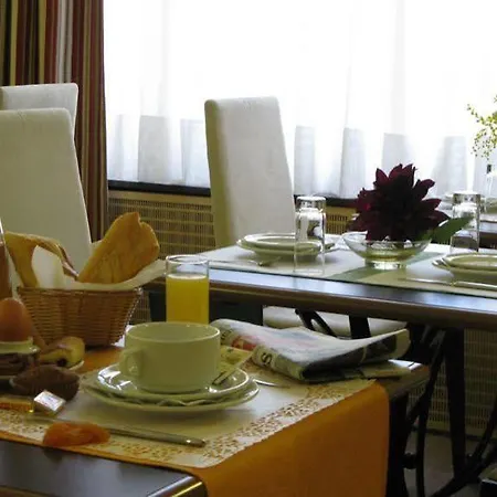Logis La Caravelle Hotel Toulouse