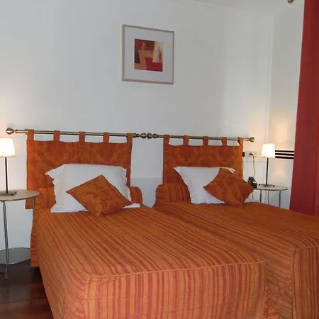 Hotel Logis La Caravelle 3*