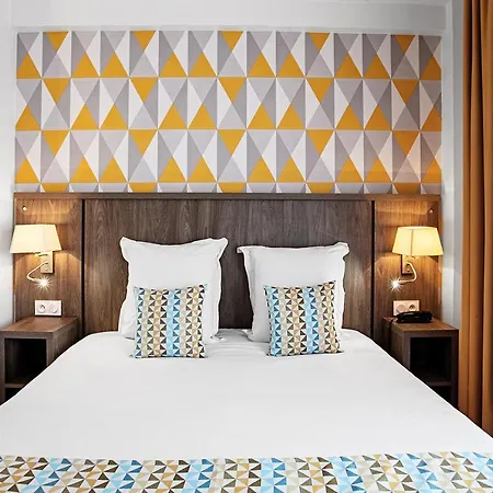 Logis La Caravelle Hotel 3*