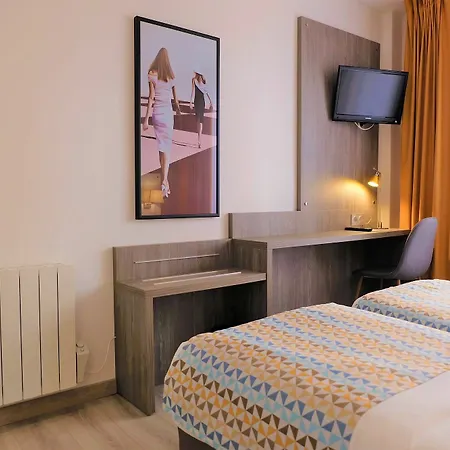 Hotel Logis La Caravelle 3*